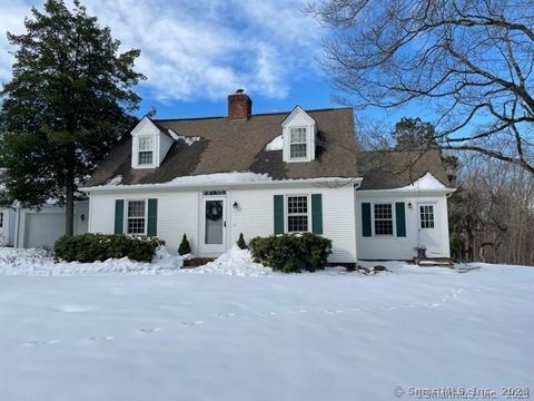 20 Brush Hill Road New Fairfield CT 06812