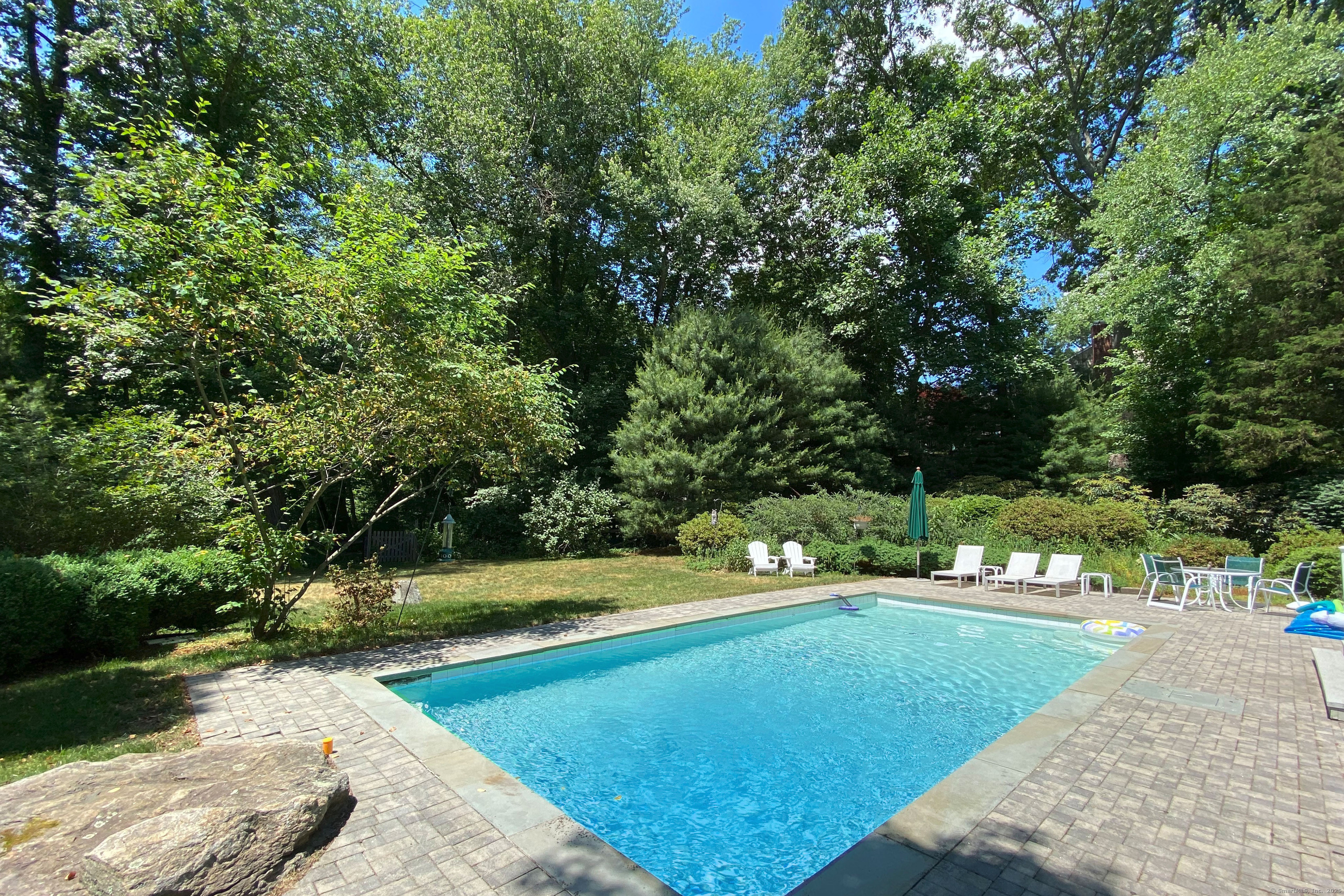 Rental Property at Heather Lane, Wilton, Connecticut - Bedrooms: 4 
Bathrooms: 3.5 
Rooms: 8  - $12,000 MO.