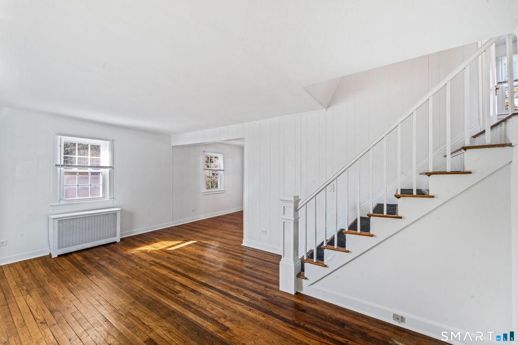 Photo of 167 Hollow Tree Ridge Road, Darien, CT 06820 (MLS # 24156309)