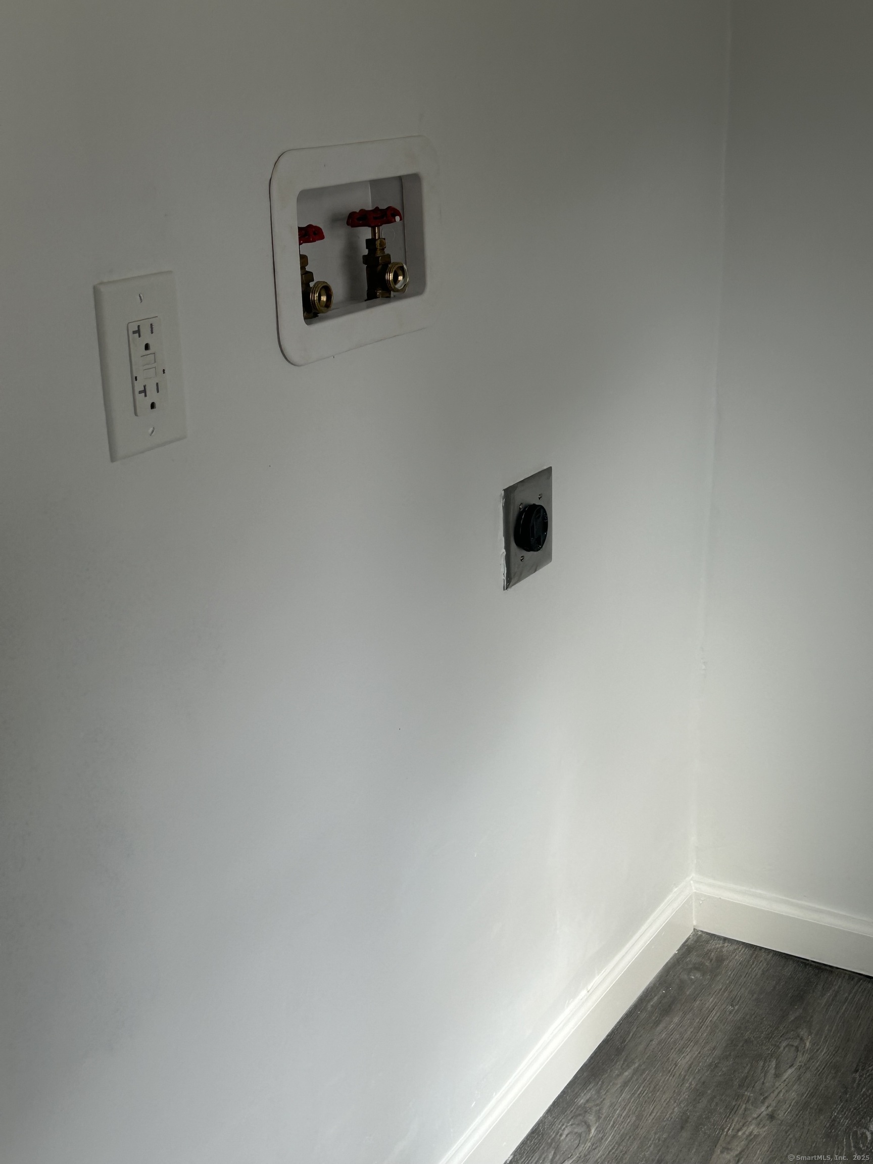 110 Belmont Avenue, Windsor, Connecticut image 23