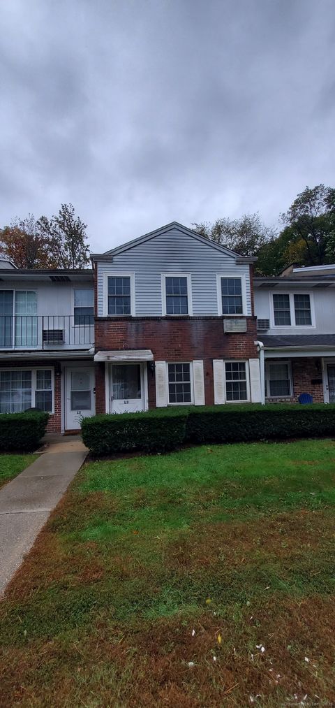 Photo of 3 Surrey Lane #L3, Torrington, CT 06790 (MLS # 24133489)