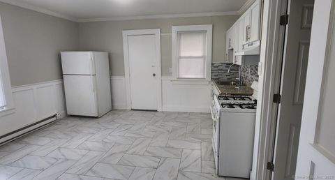 Tiny photo for 1514 Pembroke Street #2R, Bridgeport, CT 06608 (MLS # 24133660)