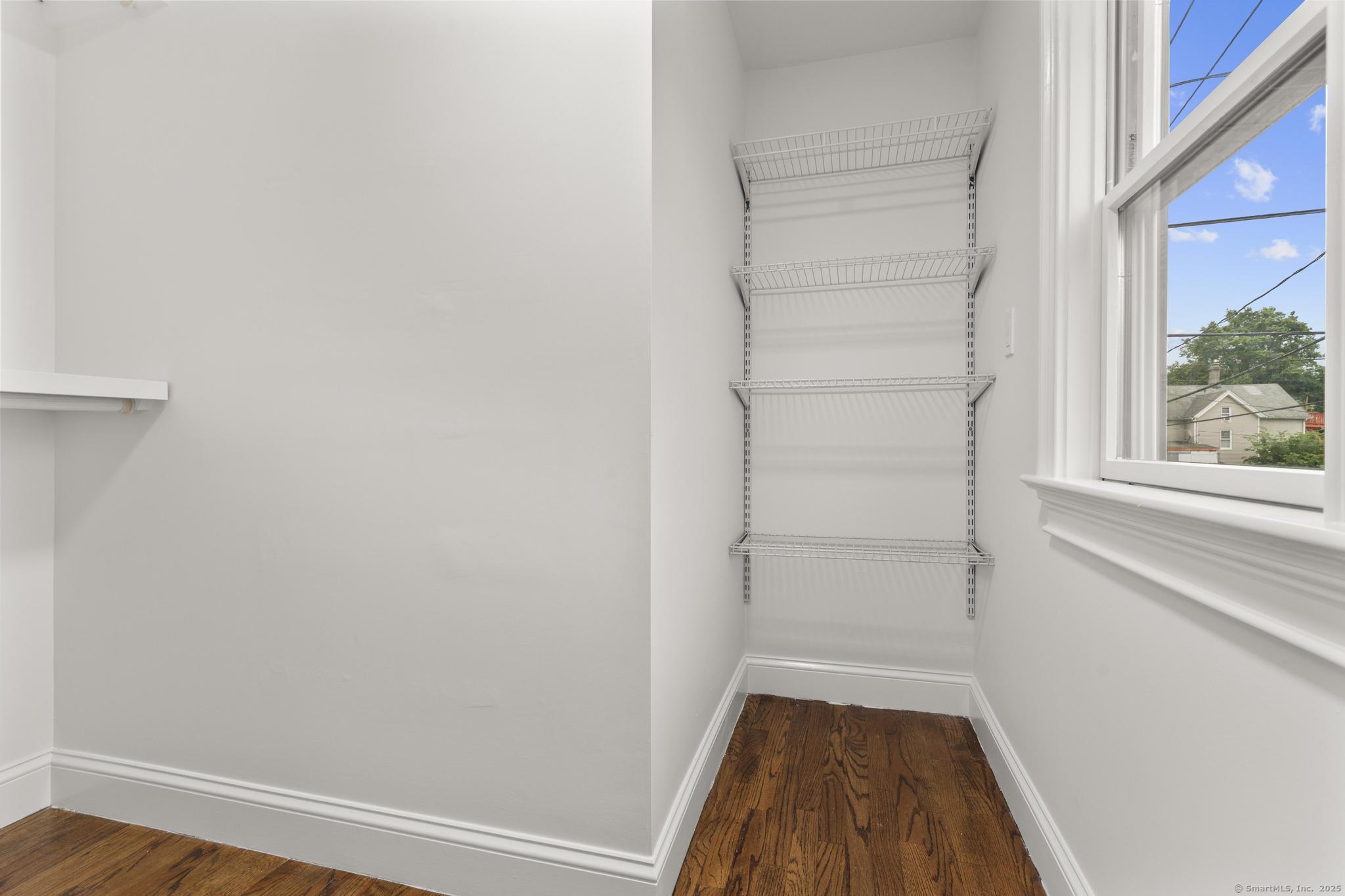 38 Bronson Street, Waterbury, Connecticut image 21
