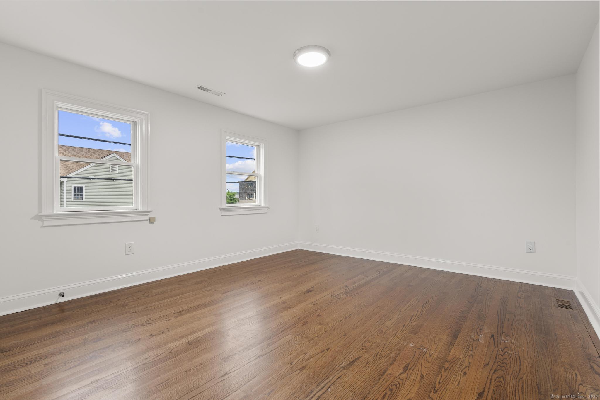 38 Bronson Street, Waterbury, Connecticut image 19