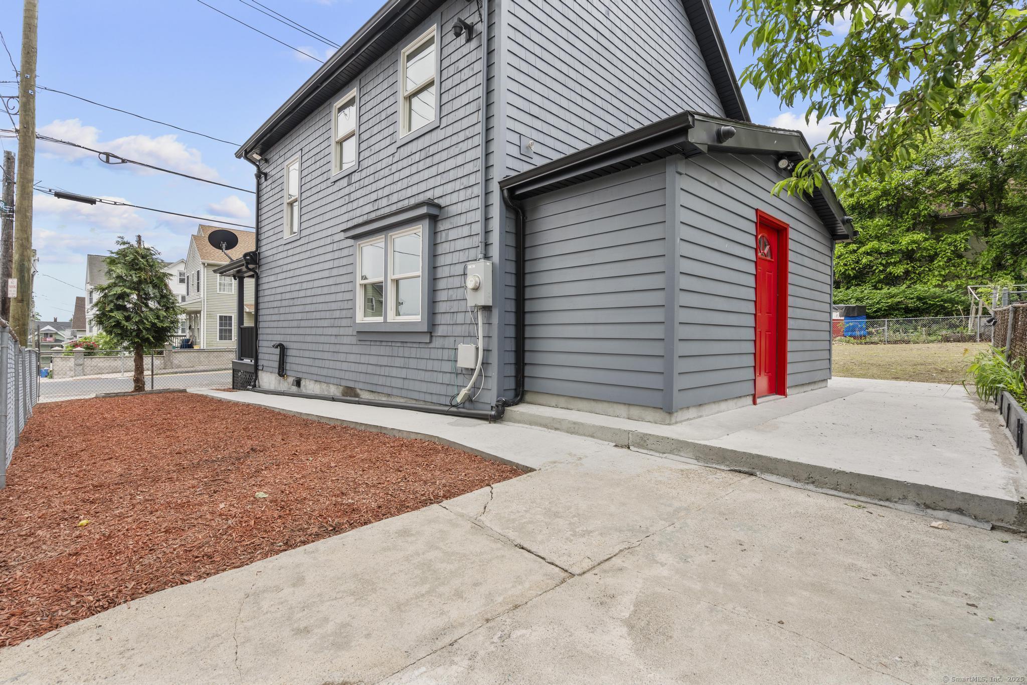 38 Bronson Street, Waterbury, Connecticut image 31