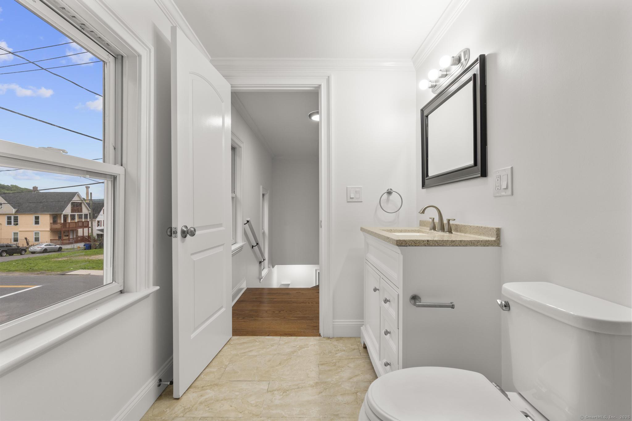 38 Bronson Street, Waterbury, Connecticut image 25