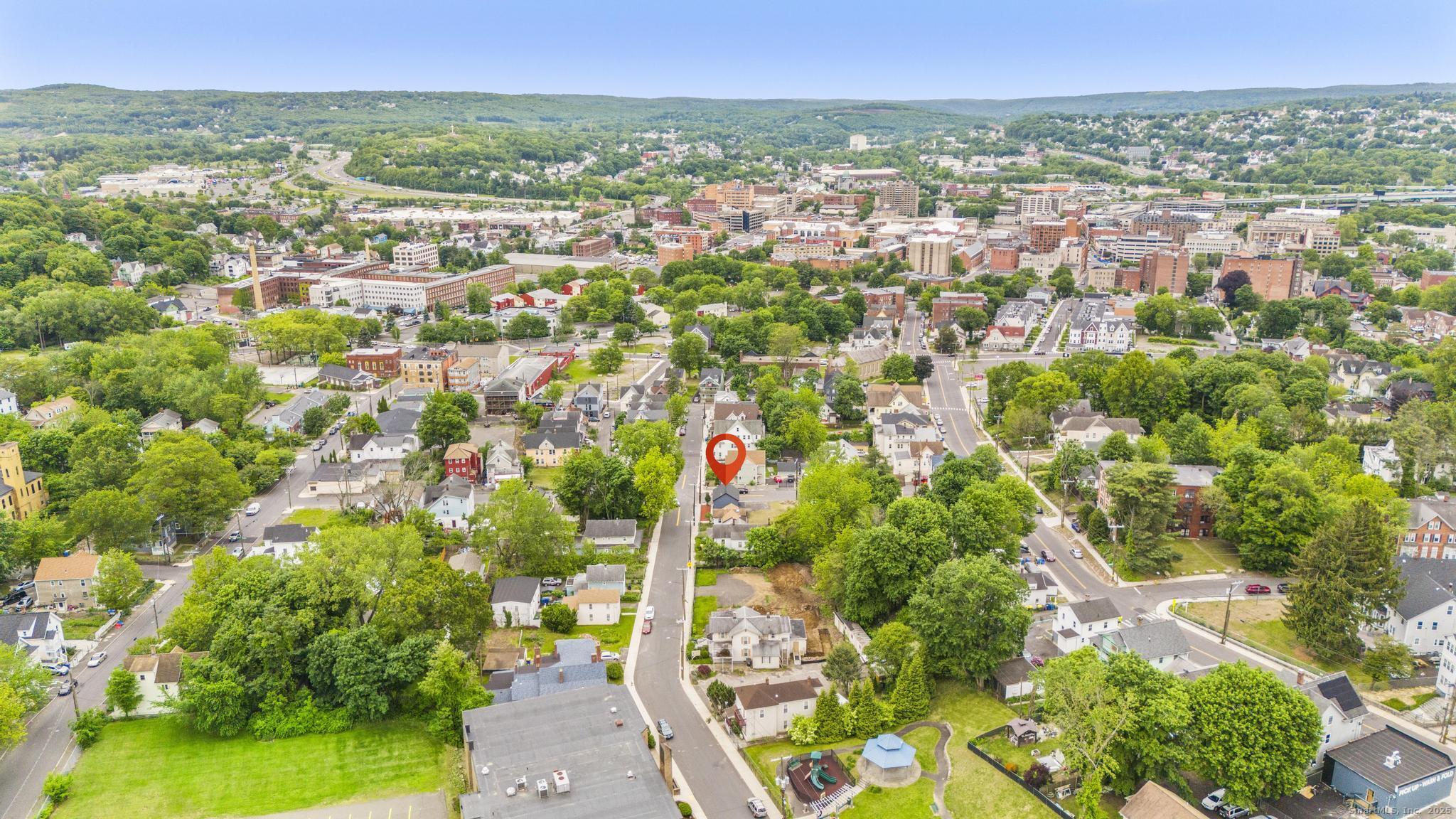 38 Bronson Street, Waterbury, Connecticut image 40