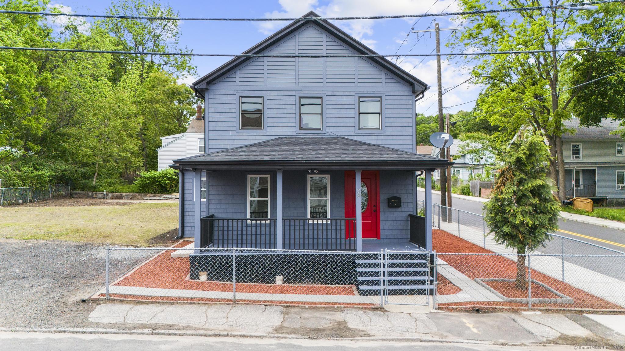 Property for Sale at Bronson Street, Waterbury, Connecticut - Bedrooms: 2 
Bathrooms: 2 
Rooms: 5  - $320,000