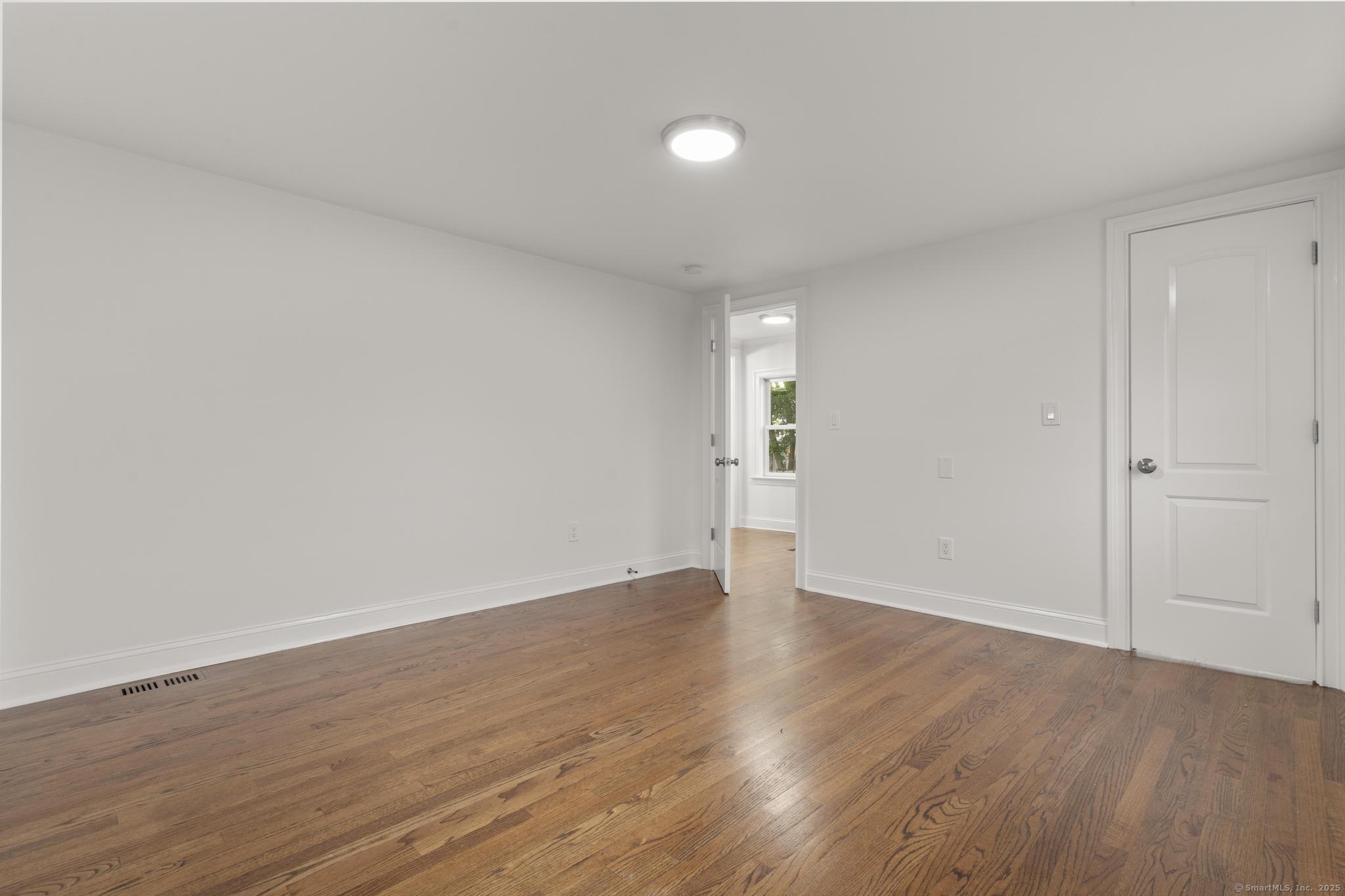 38 Bronson Street, Waterbury, Connecticut image 20