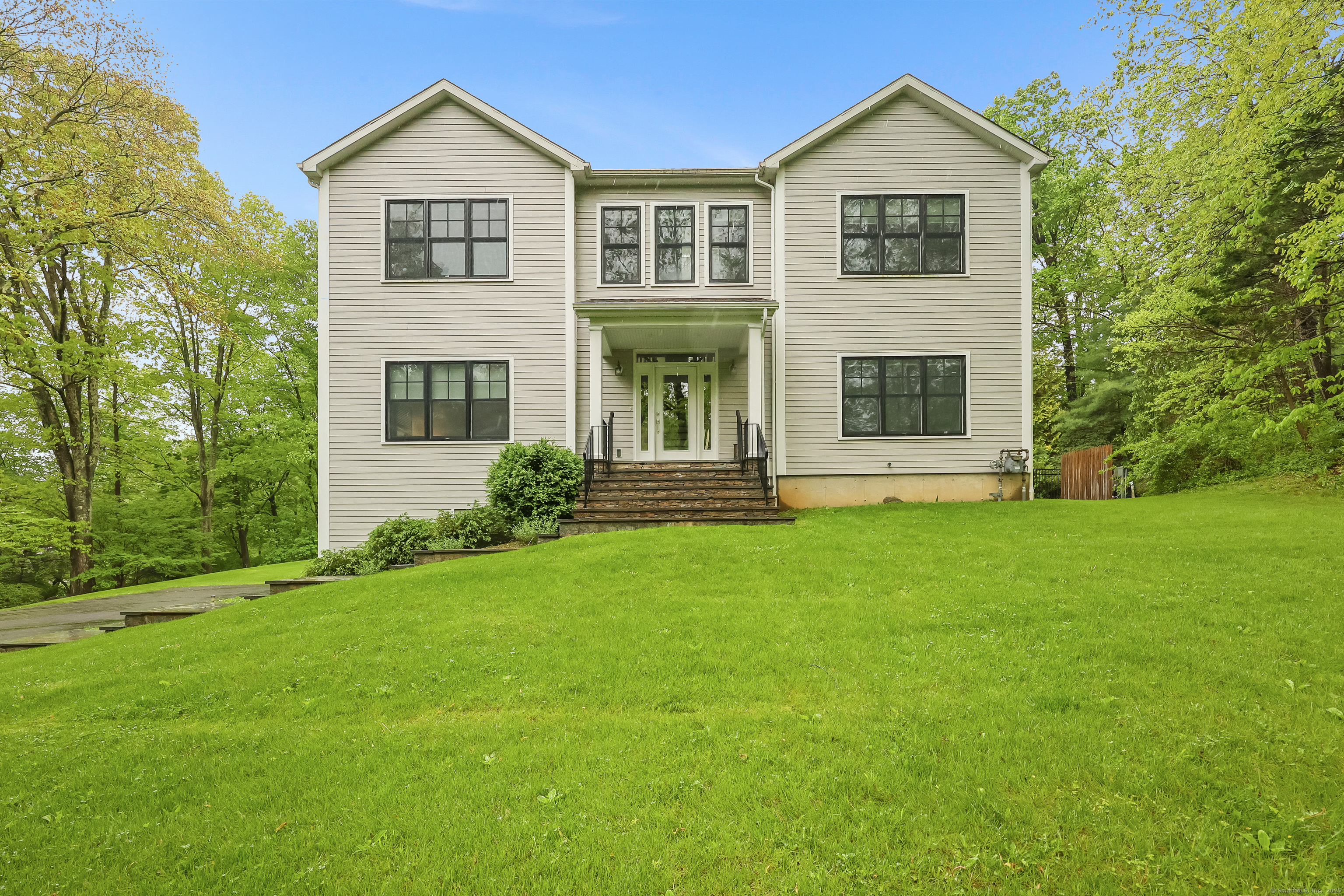 43 Hunting Ridge Road
