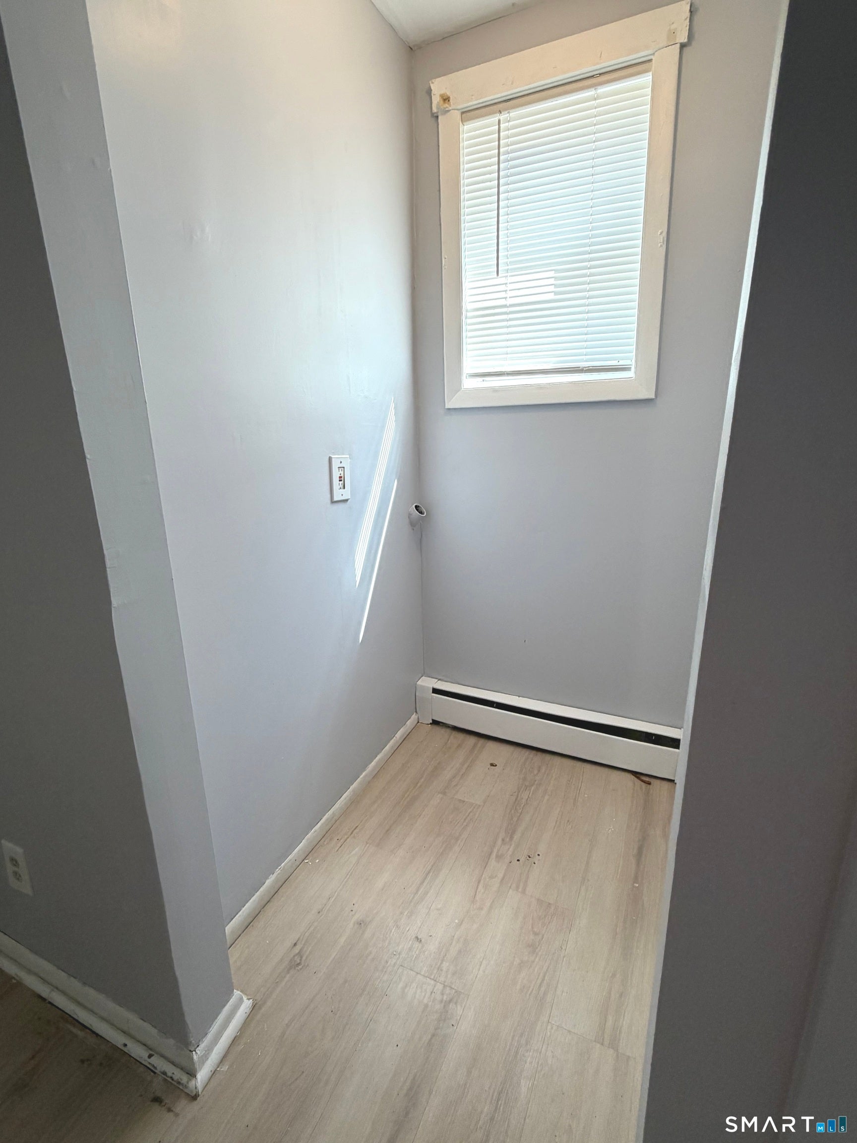 8 Lawrence Street