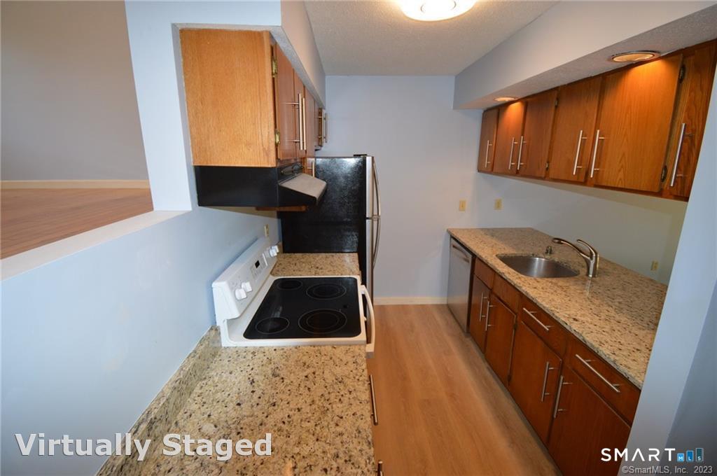 60 Old Town Road 194