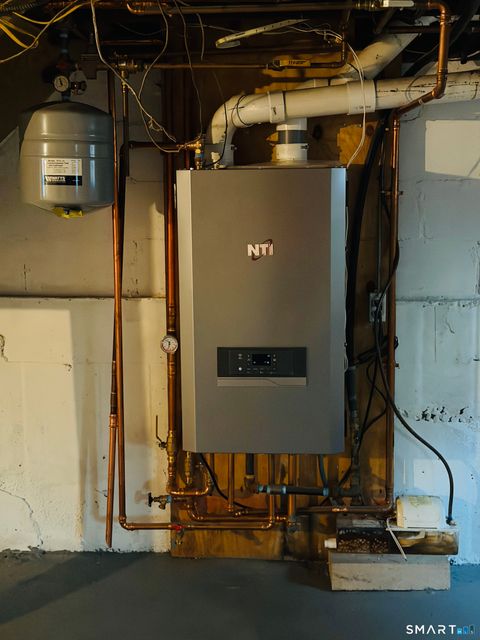 Tiny photo for 2672 Broadbridge Avenue, Stratford, CT 06614 (MLS # 24146118)