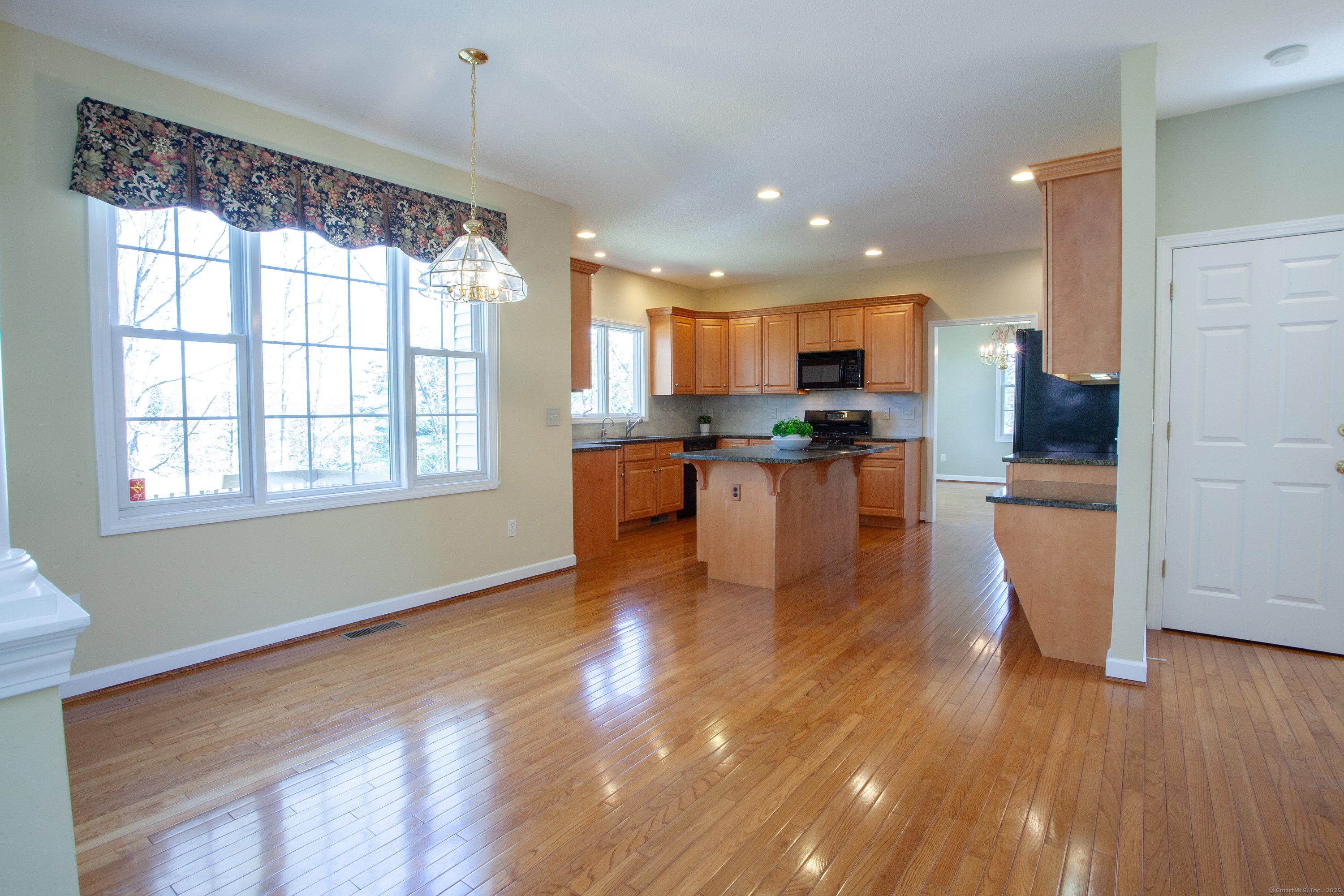 315 Briarwood Drive, Manchester, Connecticut image 11