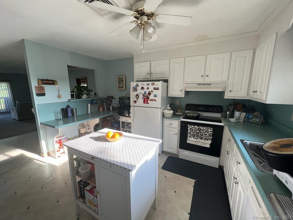 1302 Summer Hill Drive 1302