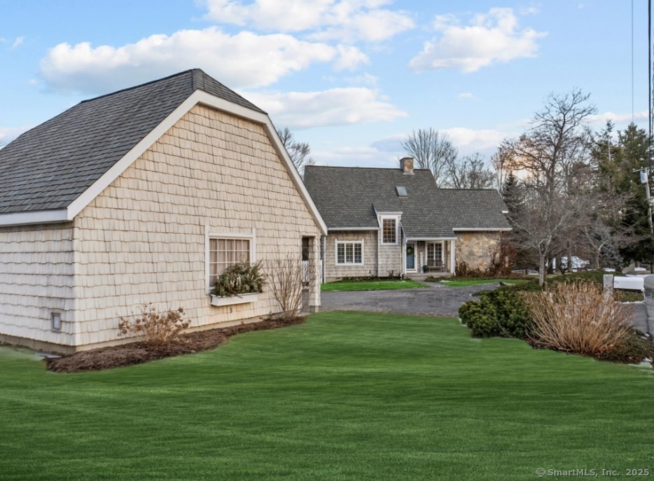 32 Meeks Point Road, East Hampton, Connecticut image 5