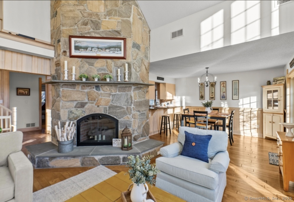 32 Meeks Point Road, East Hampton, Connecticut image 6