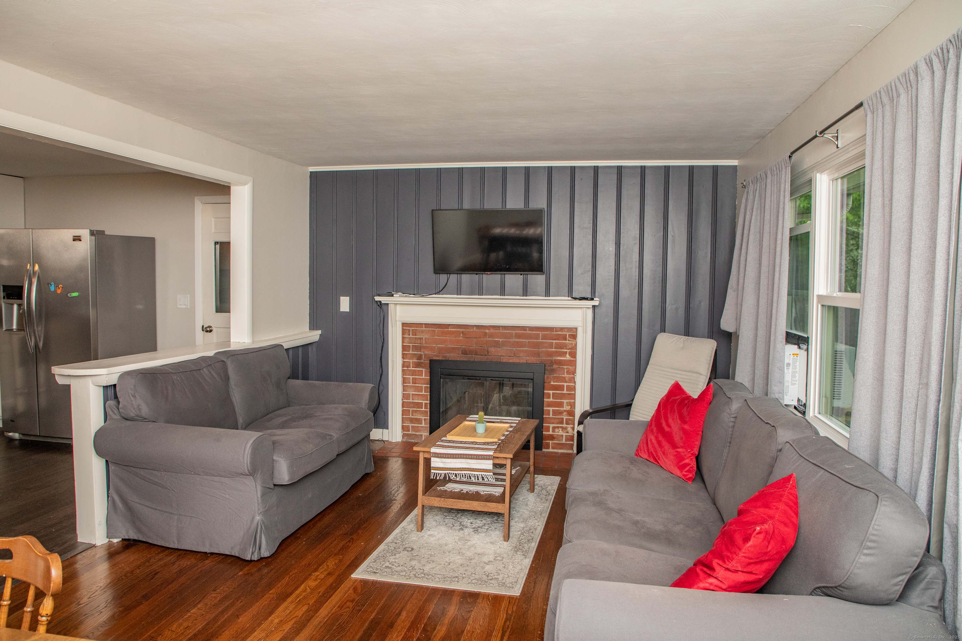 18 Girard Avenue