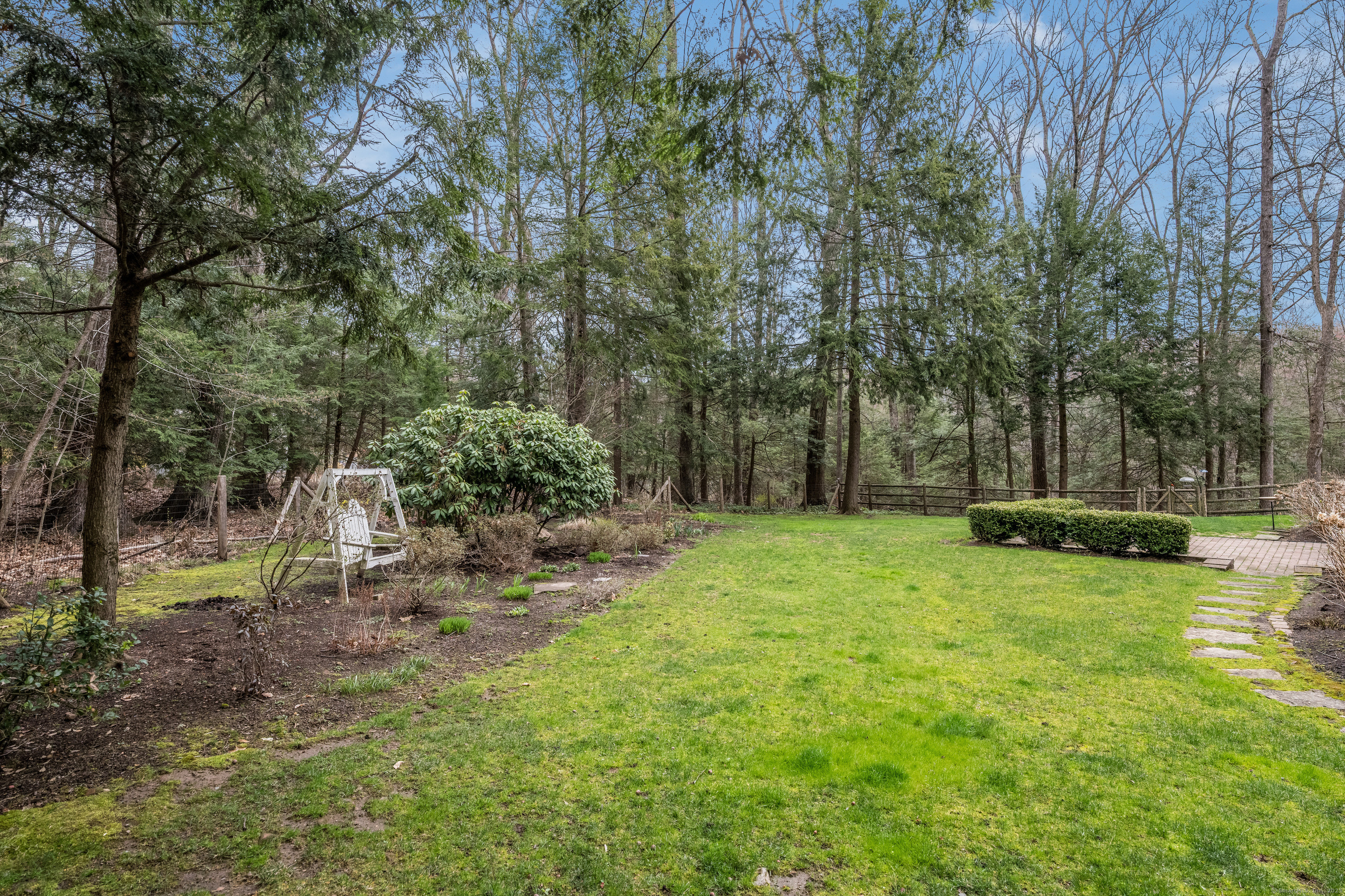 26 Latimer Lane, Simsbury, Connecticut image 20