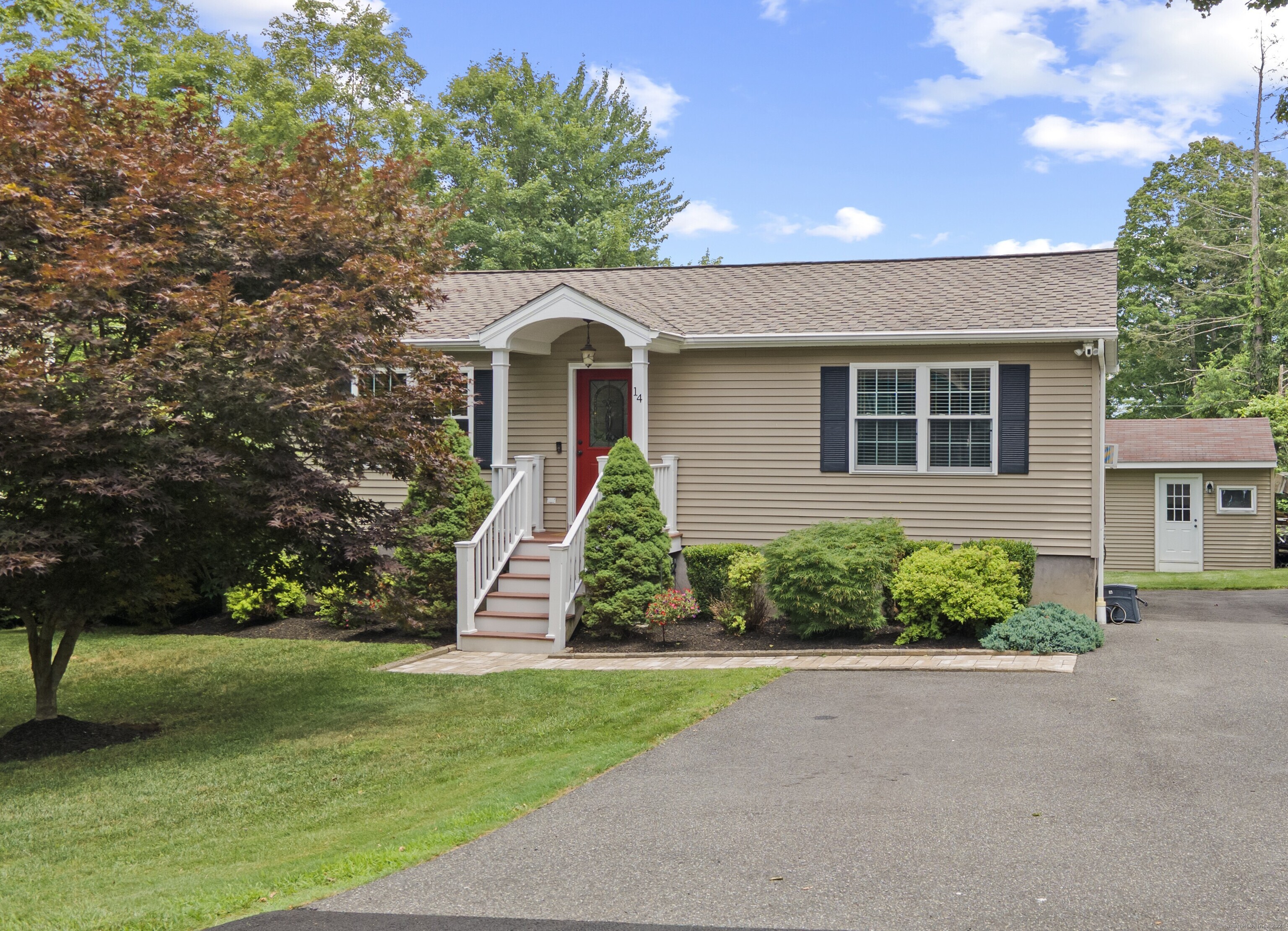14 Hilltop Drive