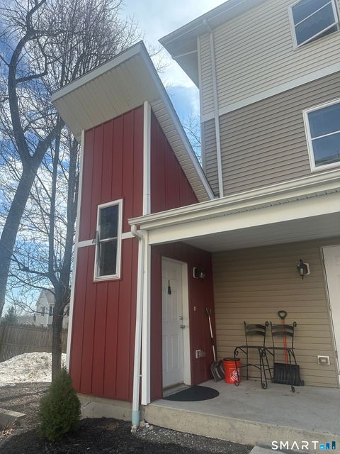 Condo For Sale - 23 Scuppo Road #3-5<br/> Danbury, CT 06811