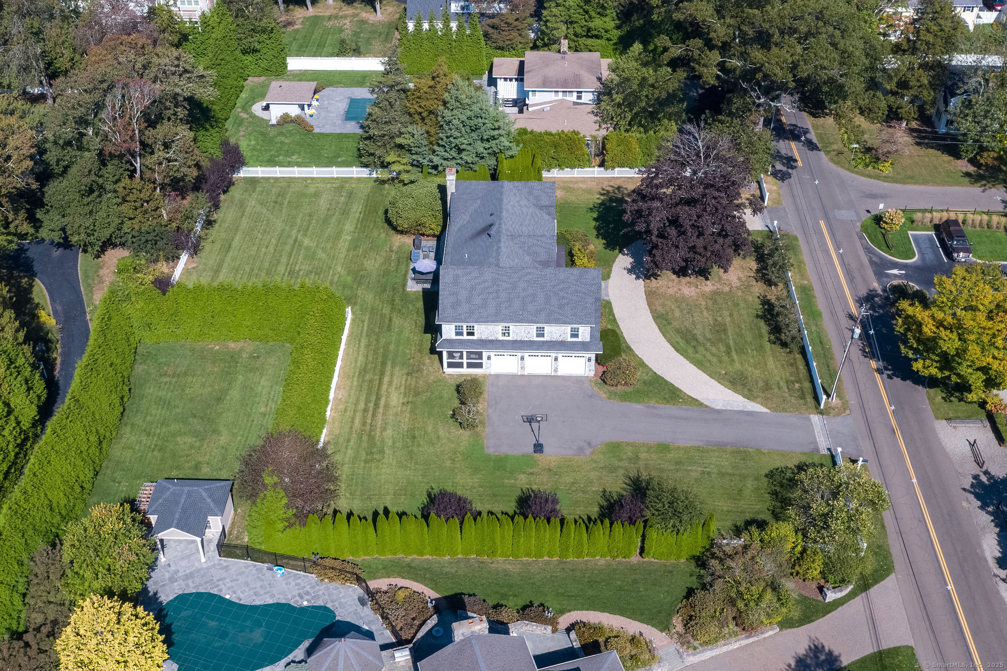 98 Island Avenue