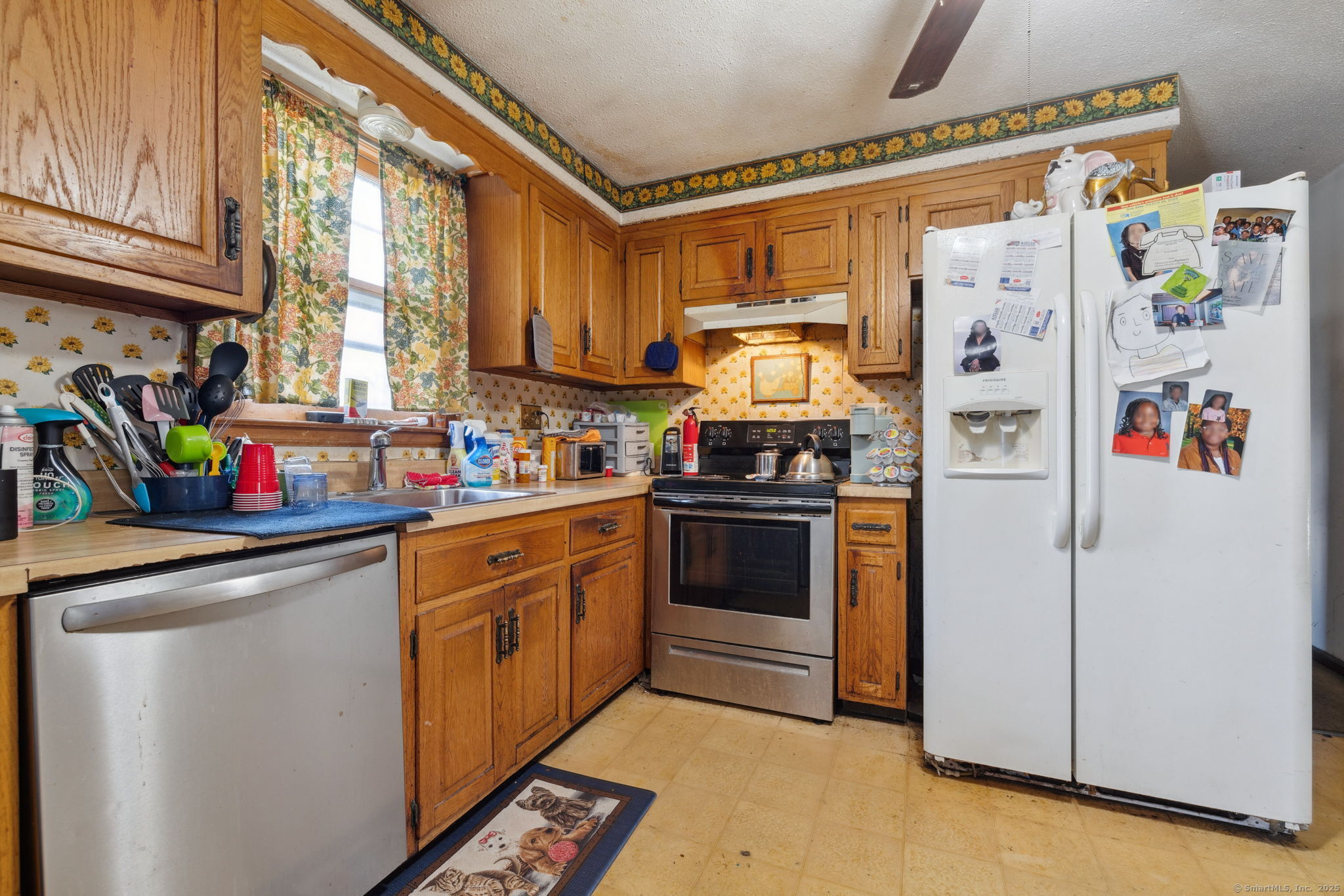 73 Abbey Lane, Windsor, Connecticut image 15
