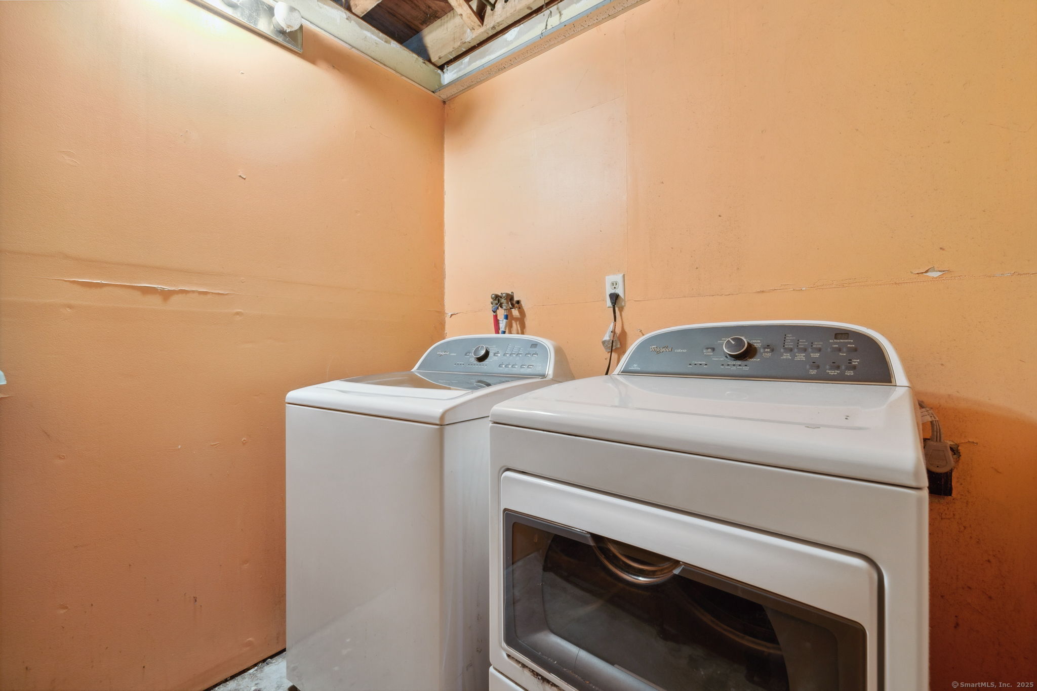 73 Abbey Lane, Windsor, Connecticut image 30