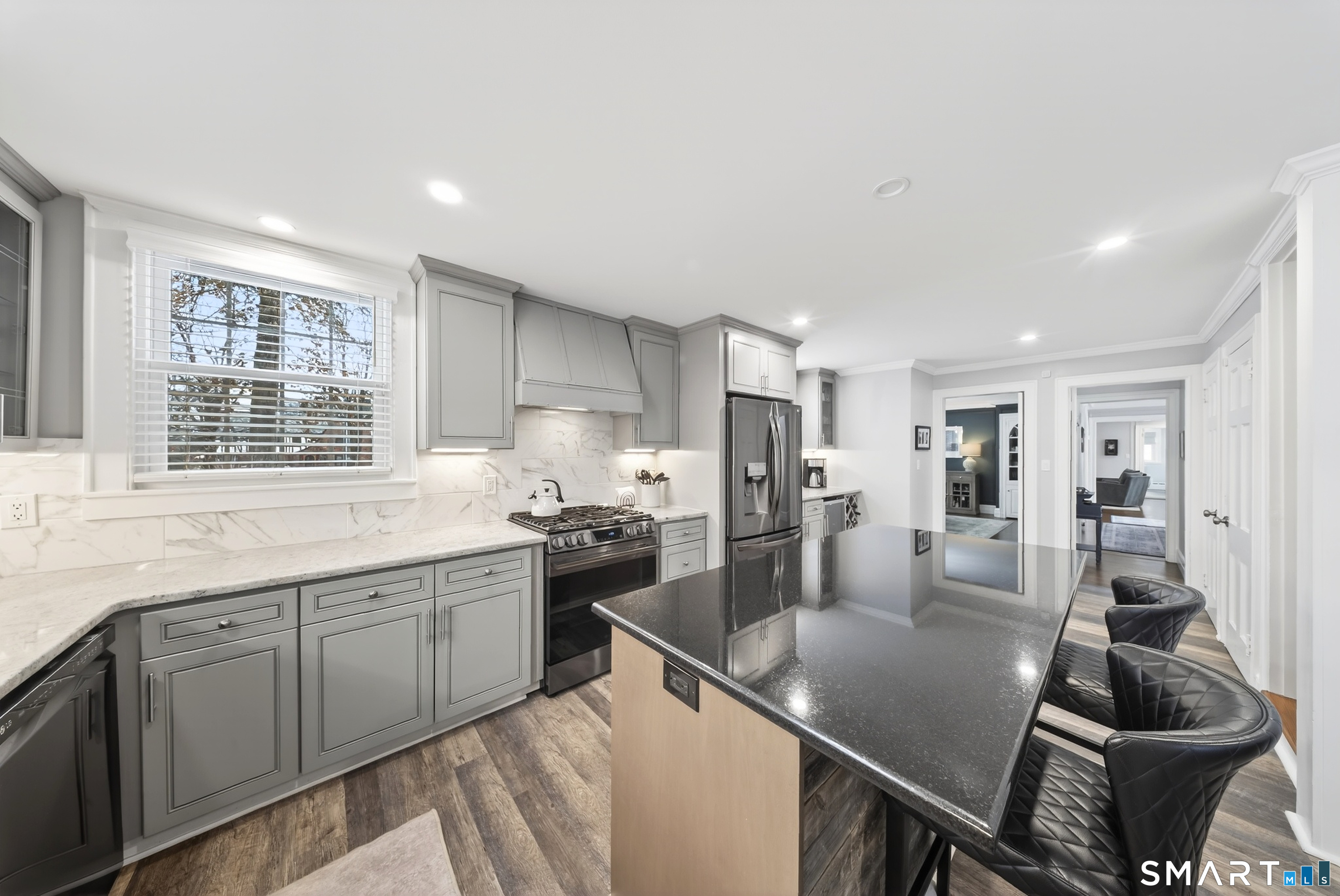 69 Bloomfield Avenue