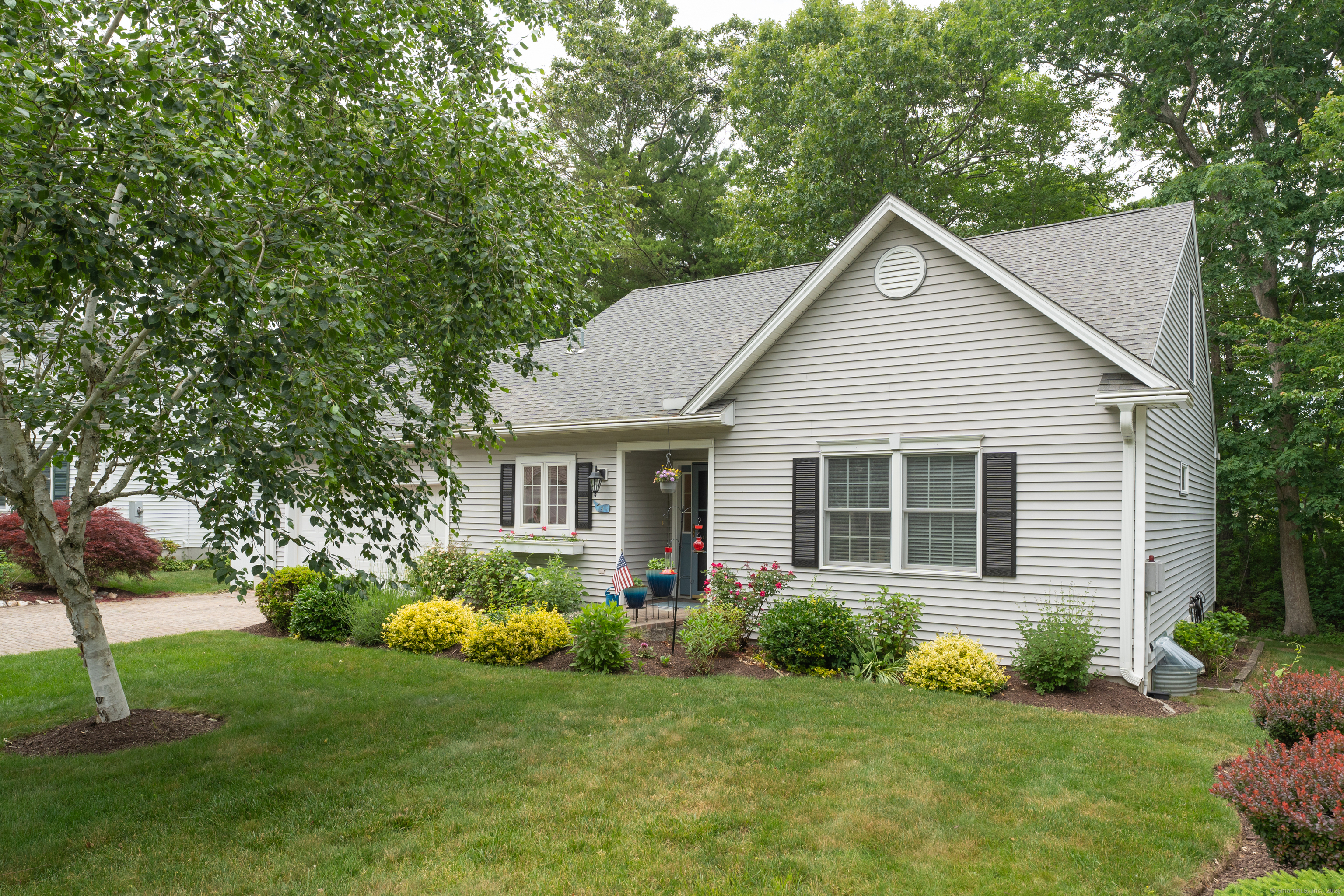 9 Sterling Drive 9