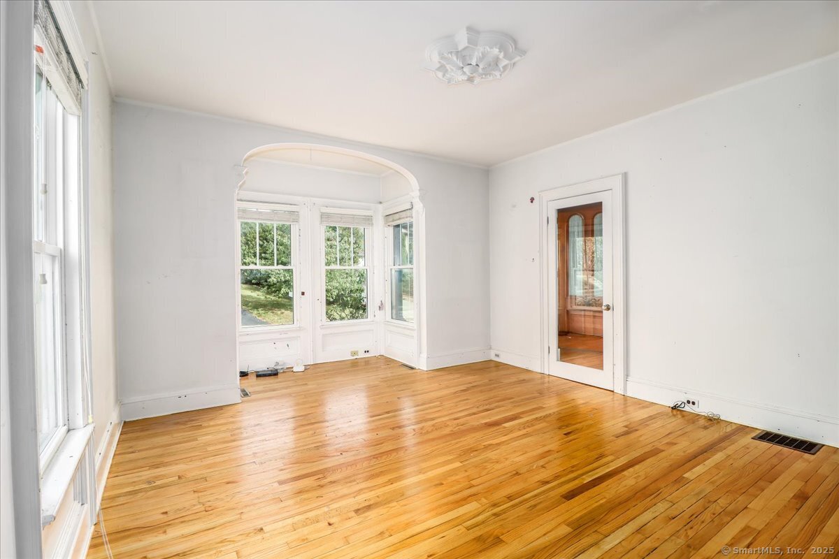 24 Whittlesey Avenue