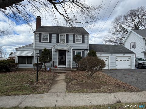 Photo of 111 Franklin Avenue, Stratford, CT 06614 (MLS # 24161773)
