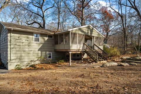 A home in Ledyard