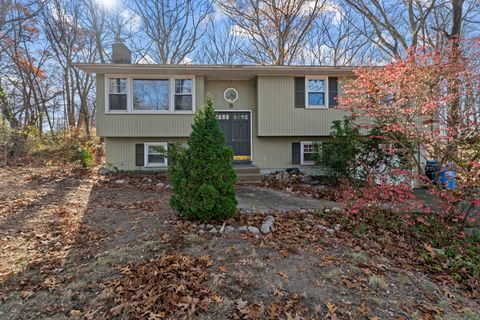 A home in Ledyard