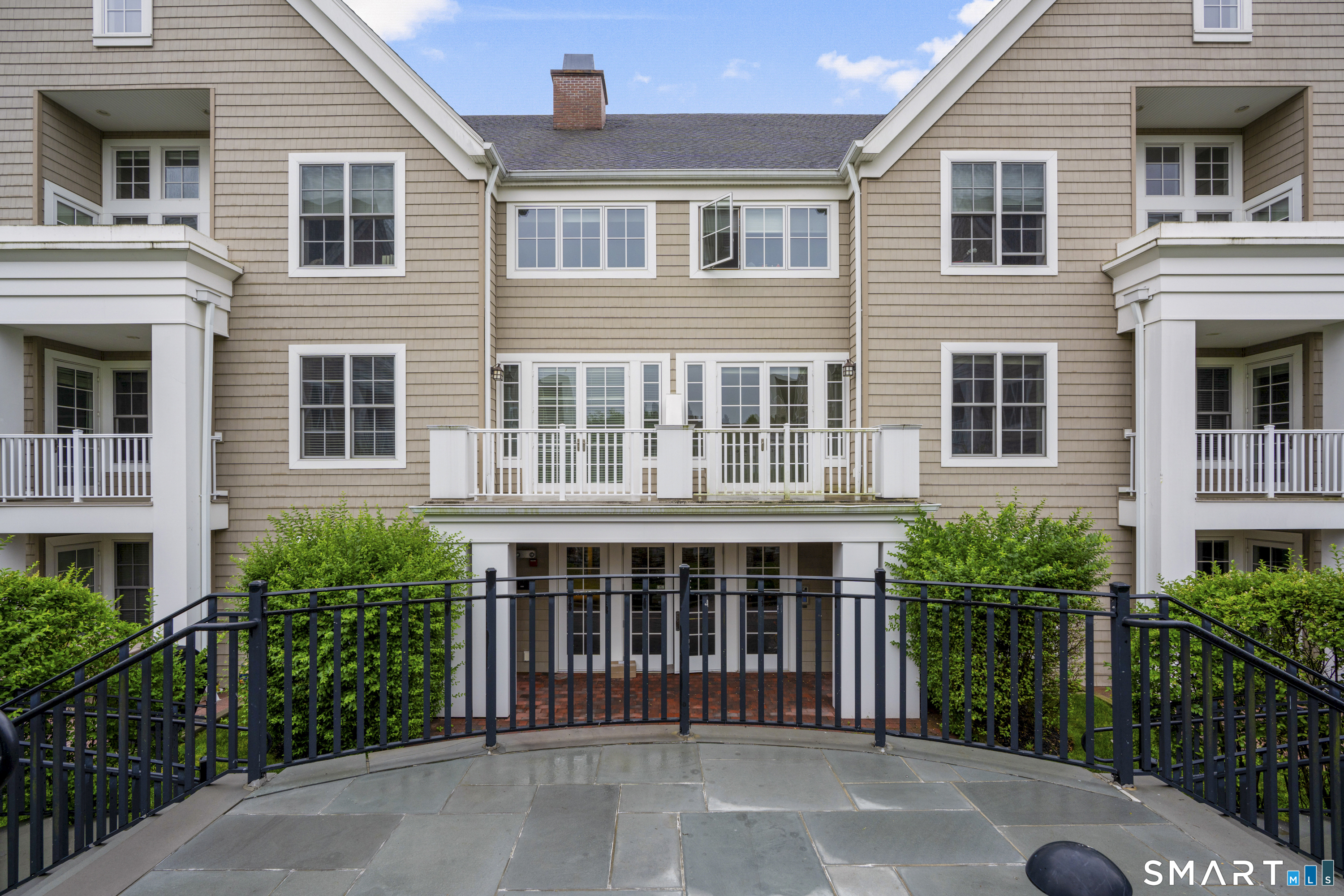 77 Havemeyer Lane 310