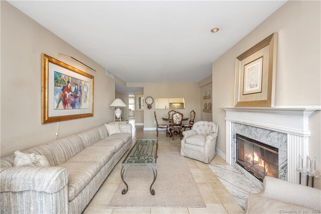 Photo 6 of 21 of 43 Harbor Drive 402 condo