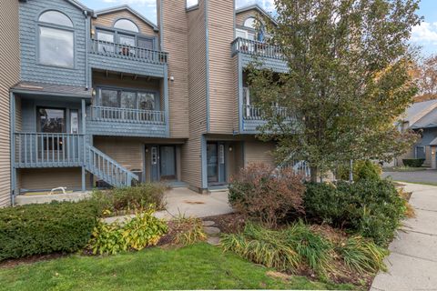 Tiny photo for 15 Perry Avenue #10A, Norwalk, CT 06850 (MLS # 24138295)