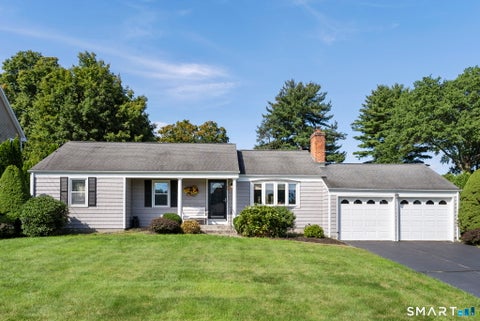 Homes For Sale - 39 Clovercrest Road<br/> Wethersfield, CT 06109