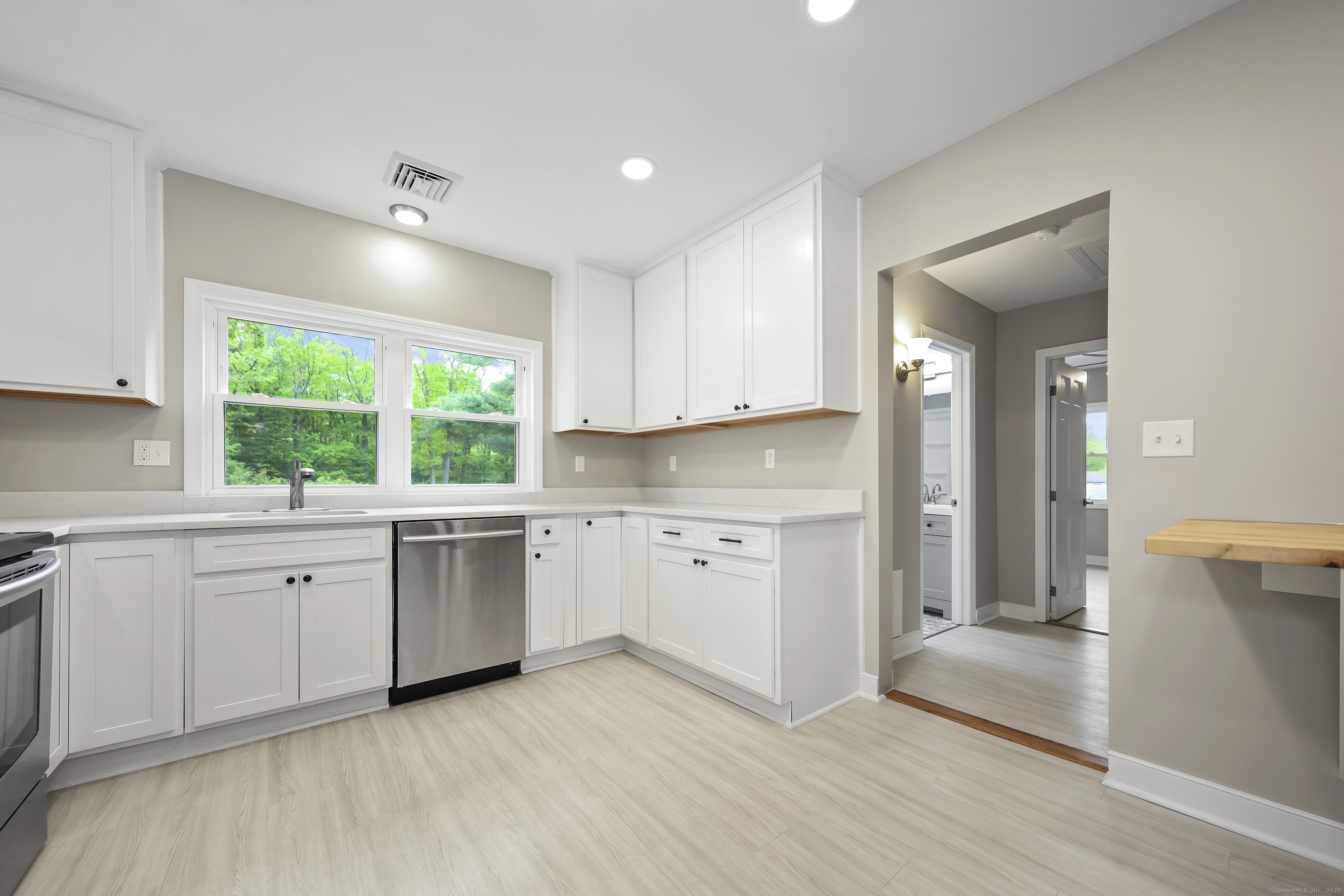645 Fenn Road, Thomaston, Connecticut image 7