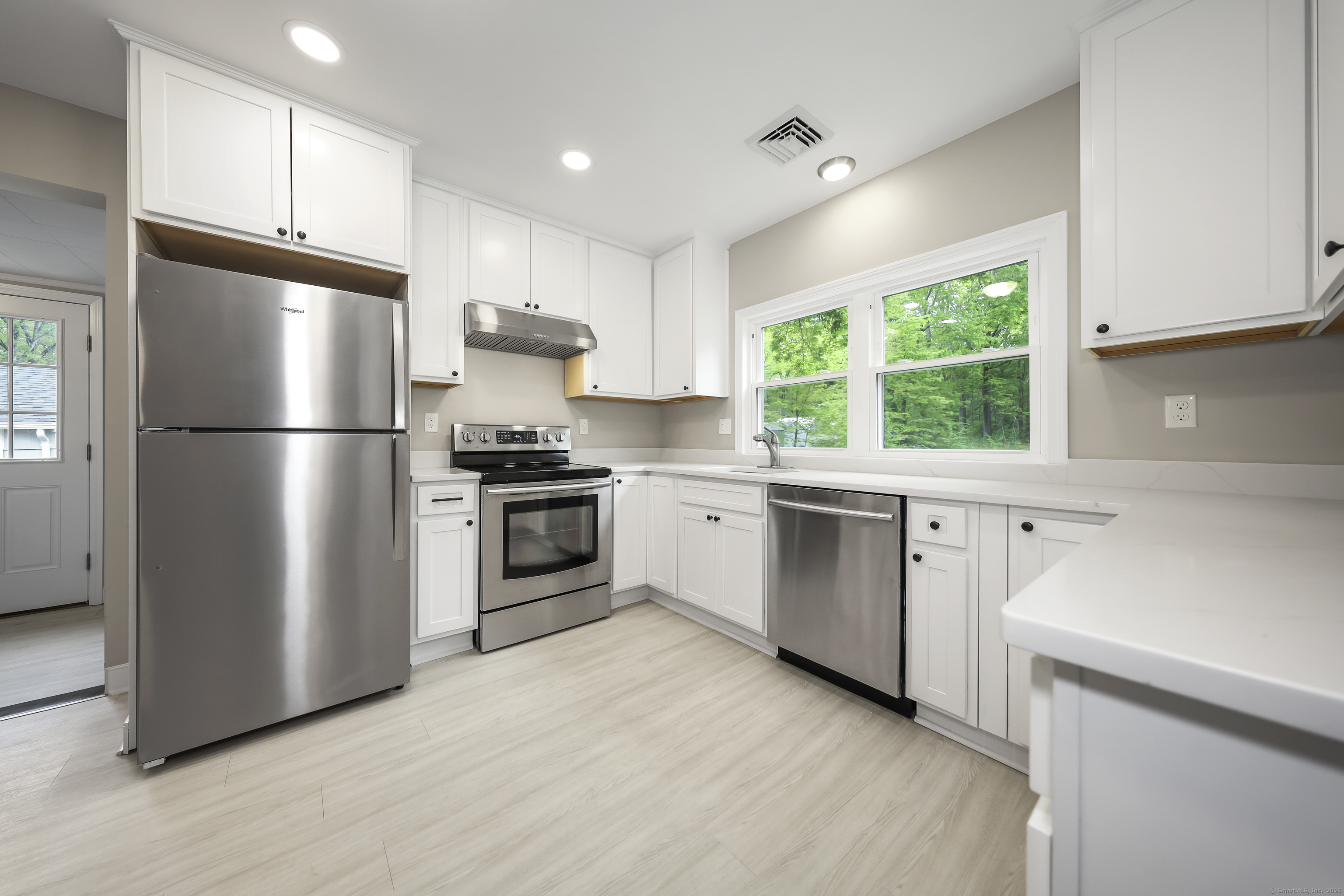 645 Fenn Road, Thomaston, Connecticut image 22