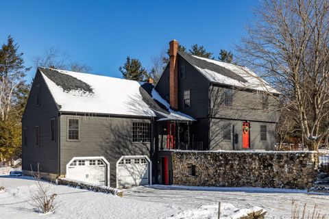 A home in Hartland