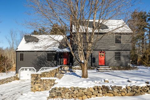 A home in Hartland