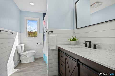 Tiny photo for 5 Spoke Drive, Woodbridge, CT 06525 (MLS # 24171306)