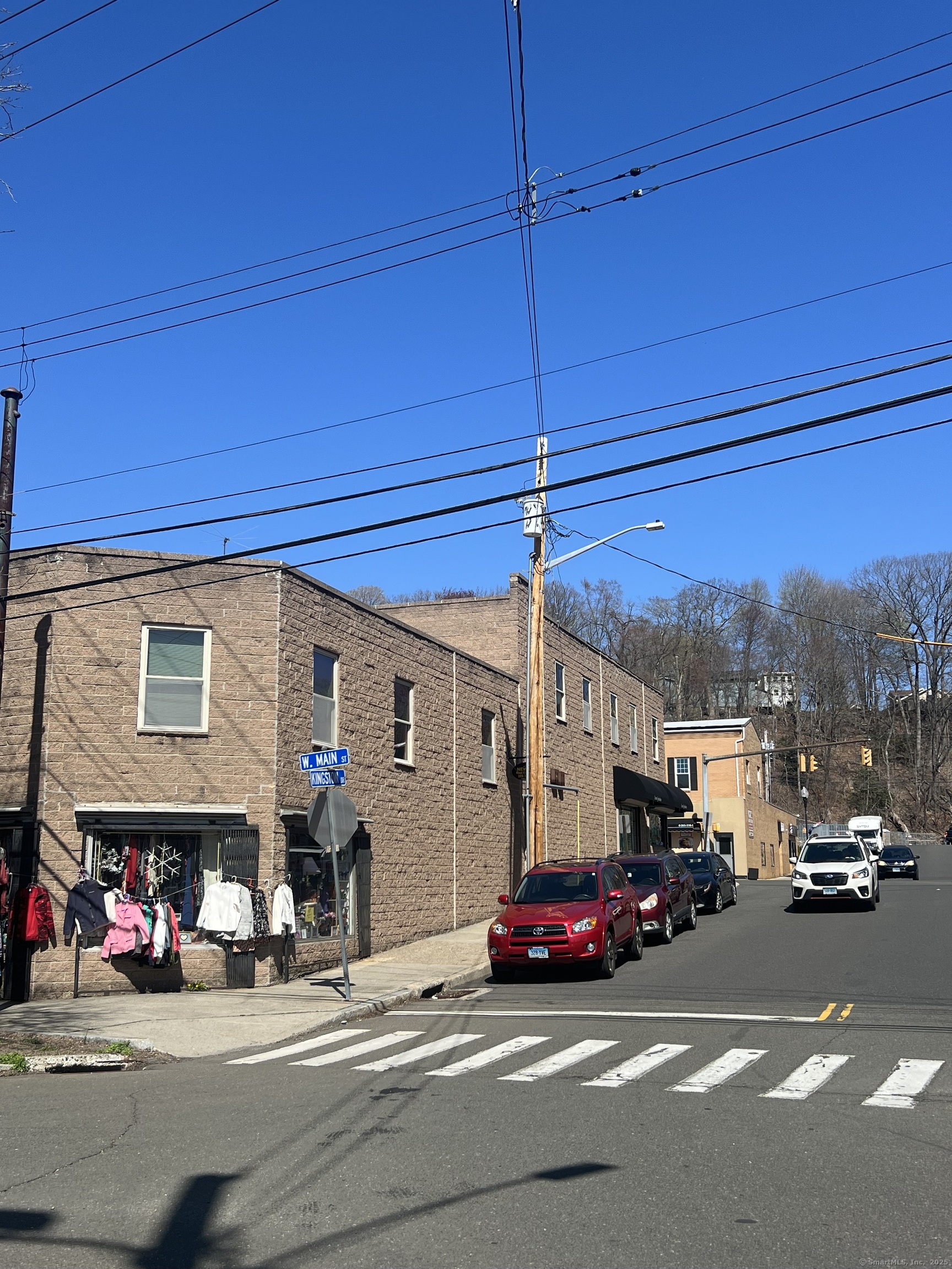 174 Main Street 2