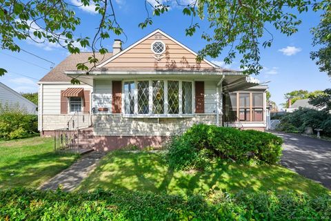 Photo of 130 Ash Street, Stratford, CT 06615 (MLS # 24127545)