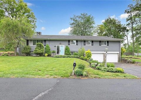 175 Twin Oaks Terrace Stratford CT 06614