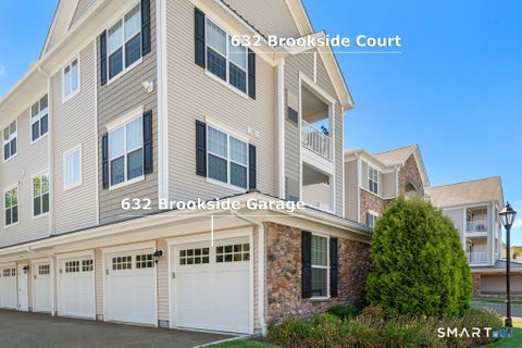 Tiny photo for 632 Brookside Court #632, Newtown, CT 06470 (MLS # 24210293)
