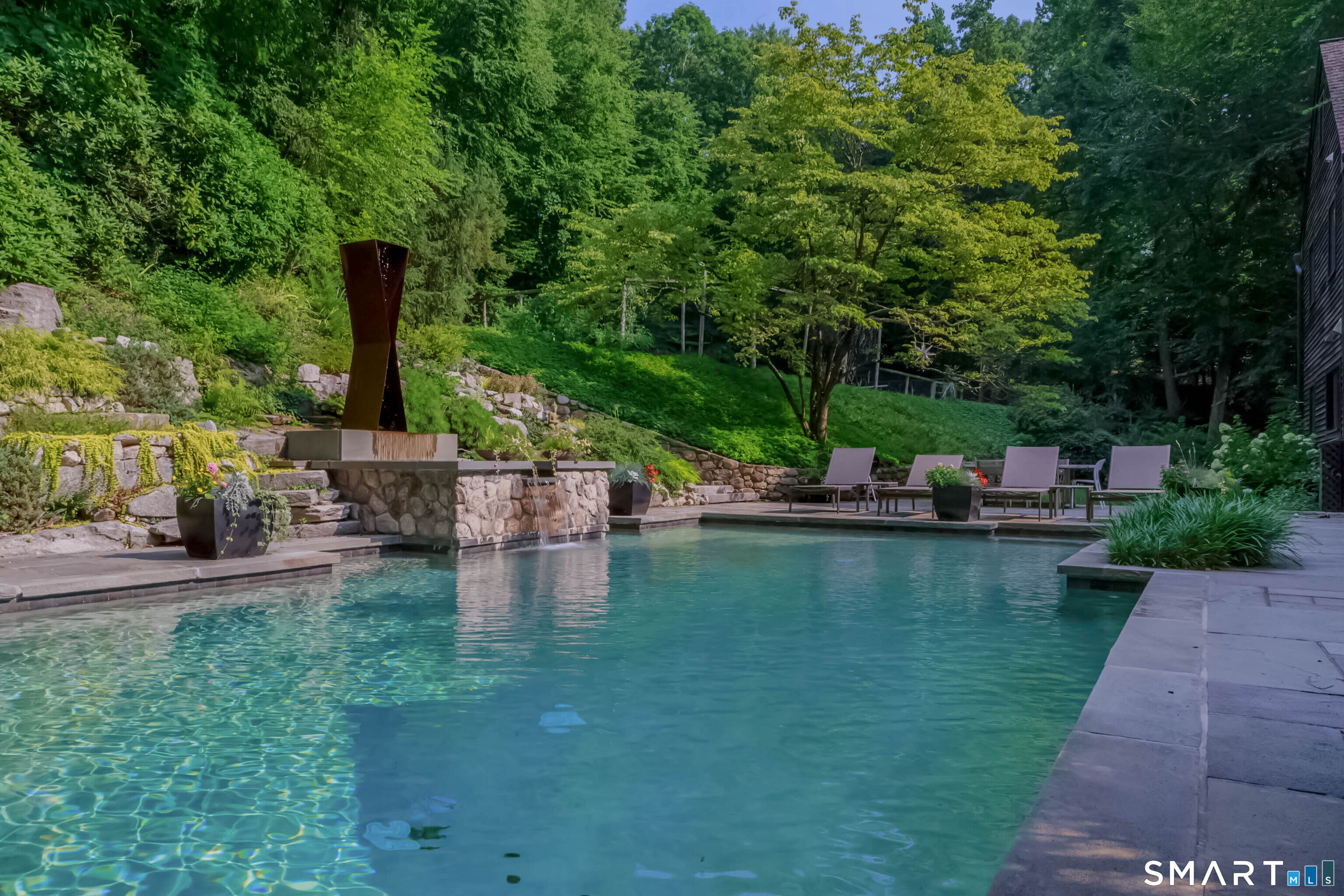 17 Greenbrier Road