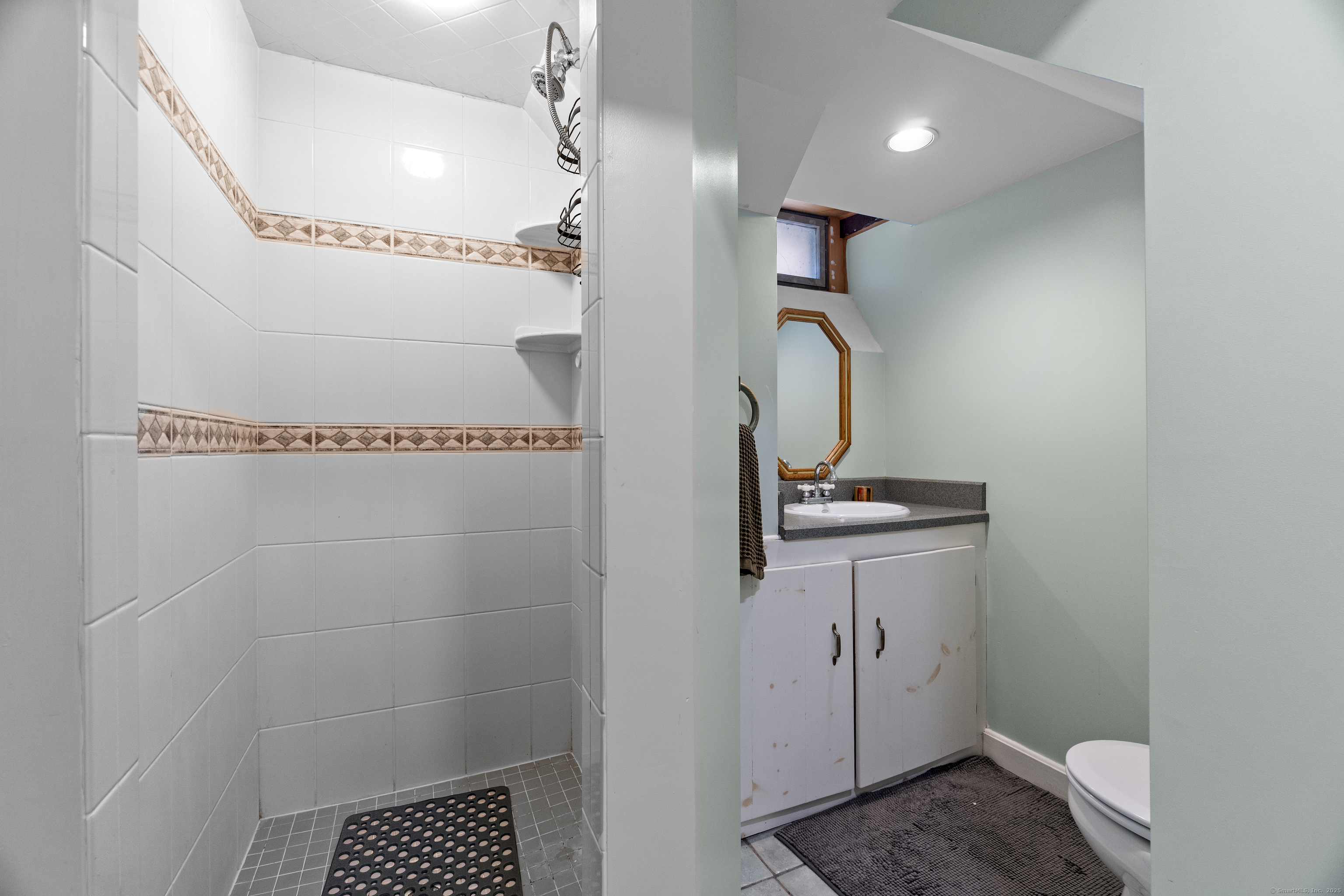 469 Wintergreen Avenue, Hamden, Connecticut image 19