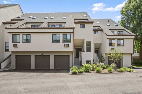 Photo of 79 Harbor Drive #320, Stamford, CT 06830 (MLS # 24132689)